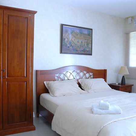 Thararin Villa Ban Doem Bang Exterior photo