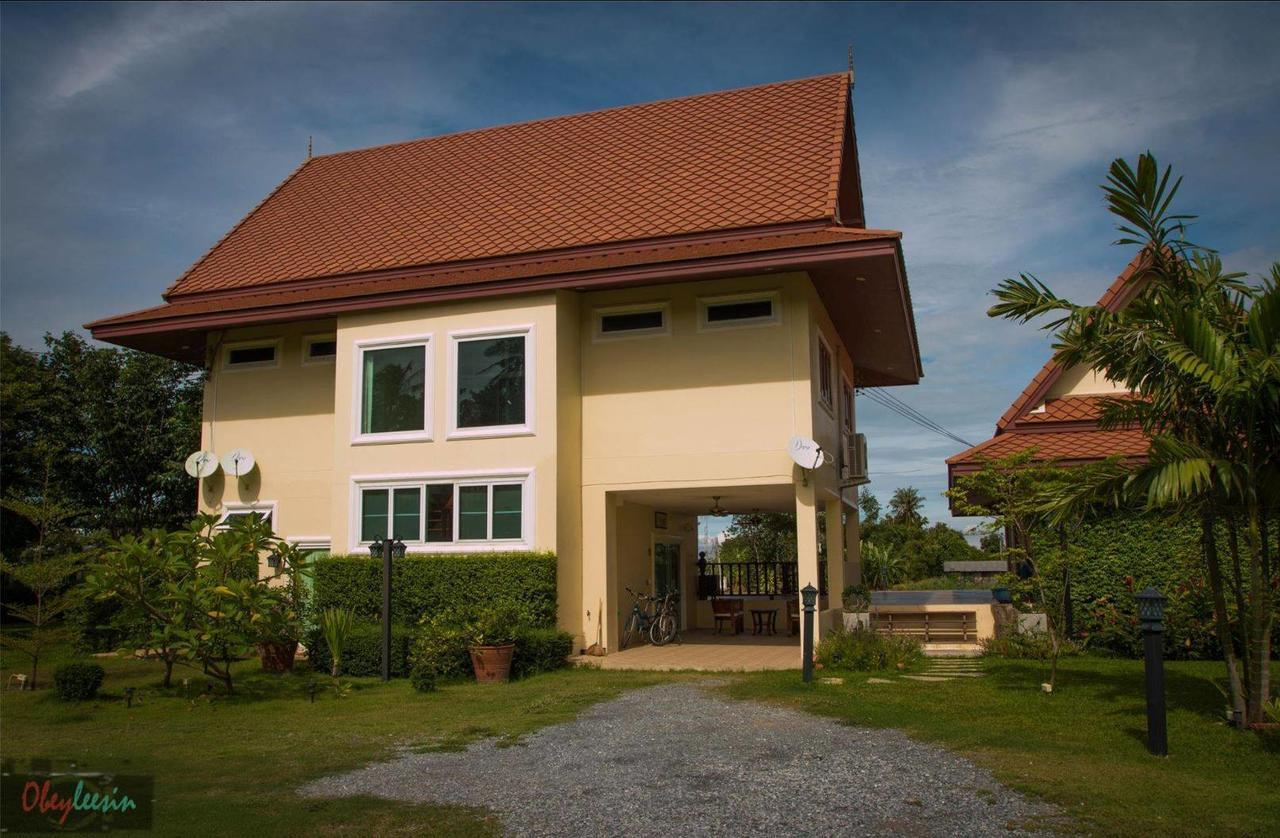 Thararin Villa Ban Doem Bang Exterior photo