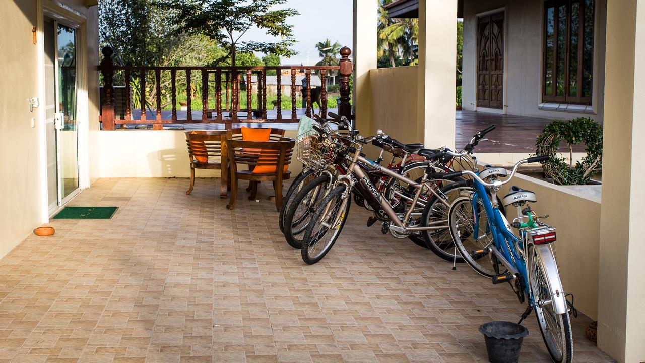 Thararin Villa Ban Doem Bang Exterior photo
