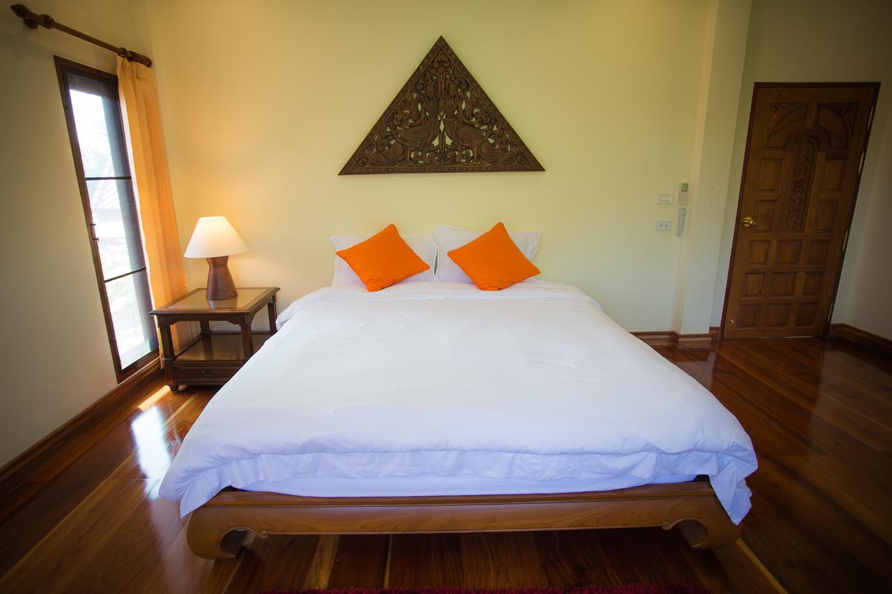 Thararin Villa Ban Doem Bang Room photo