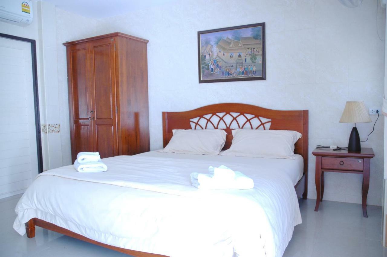 Thararin Villa Ban Doem Bang Exterior photo